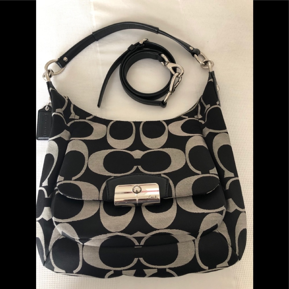 Brand New Authentic Signature Coach Purse